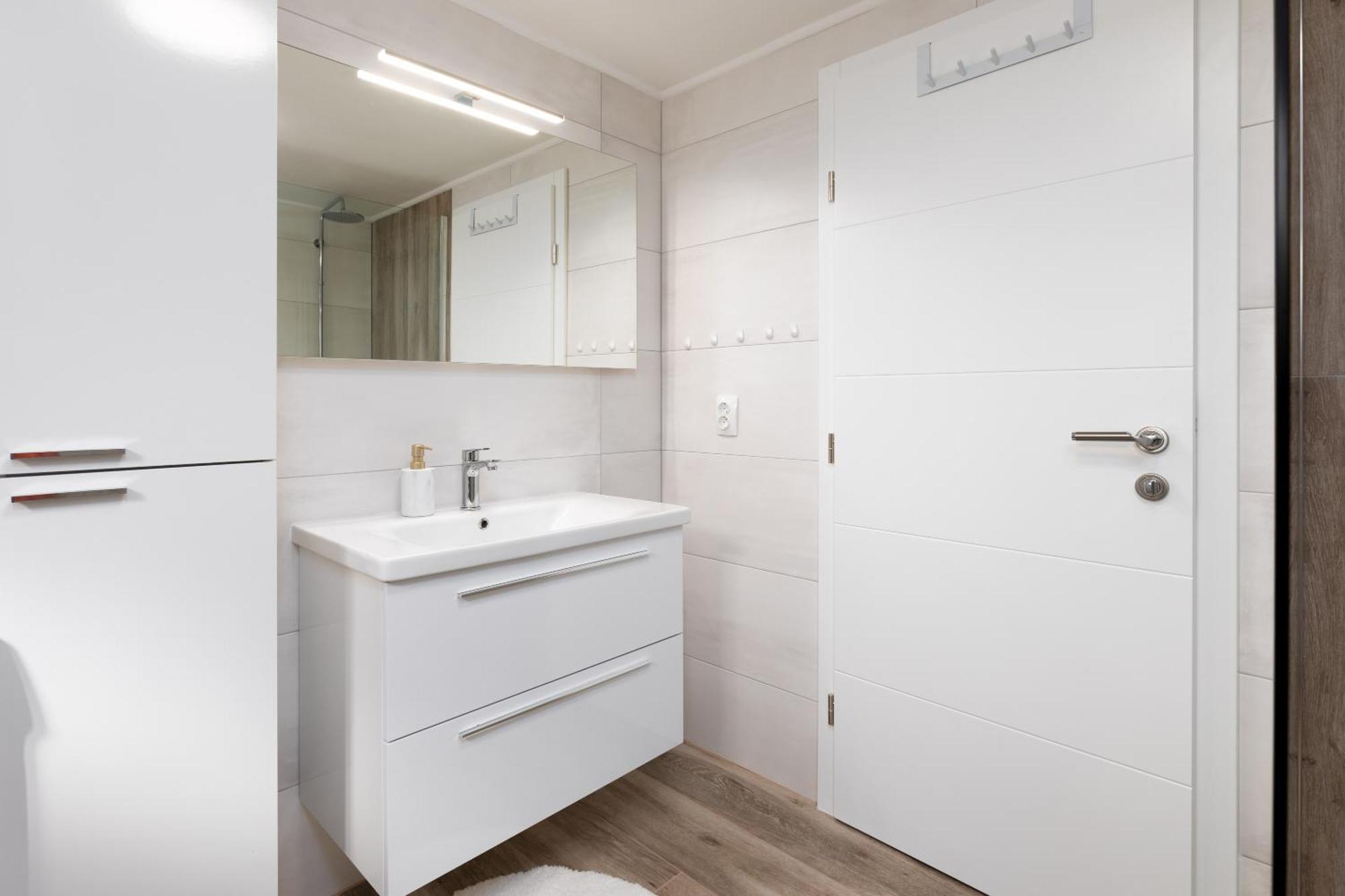 Apartman Grey Слуни Экстерьер фото
